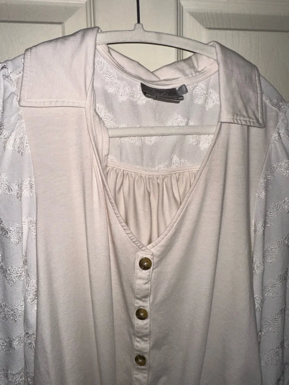 Anthropologie Cream Button-Front Blouse Lace Sleeves L mixed media cottagecore